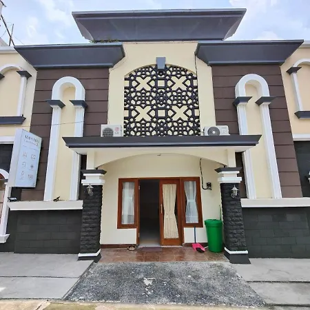 Adiputra Guesthouse Homiq-2