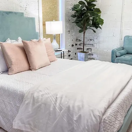 Room 1 Oleander Hotel Boutique Hotel Near Galveston Cruise Port-3