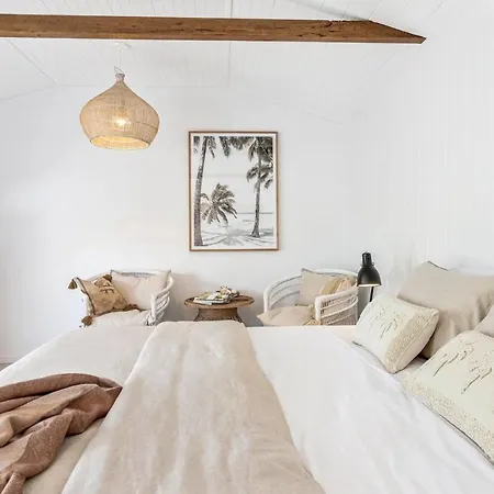 The Beach Hut-2