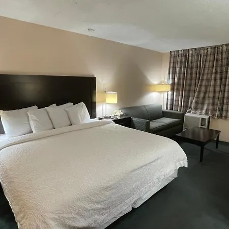 Slumber Inn Harrisonville-3