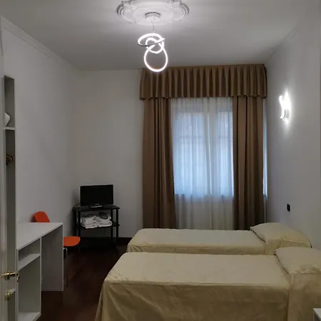 Guesthouse Central Station Group - Via Sammartini 15-2