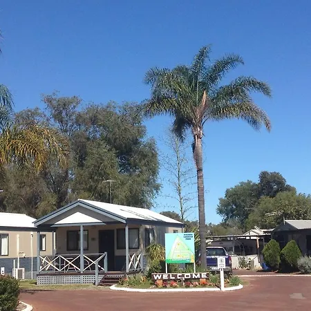 Pinjarra Caravan Park And Cabins-3