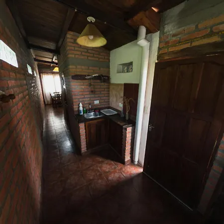 La Casita de Salta - Dpto 2 para 5 personas con patio interno y asador, vista al jardin - Tu descanso en el norte empieza aquí-3
