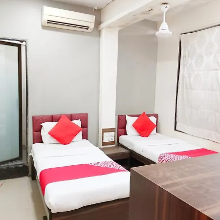 Hotel Amfahh - Andheri West Railway Station-3