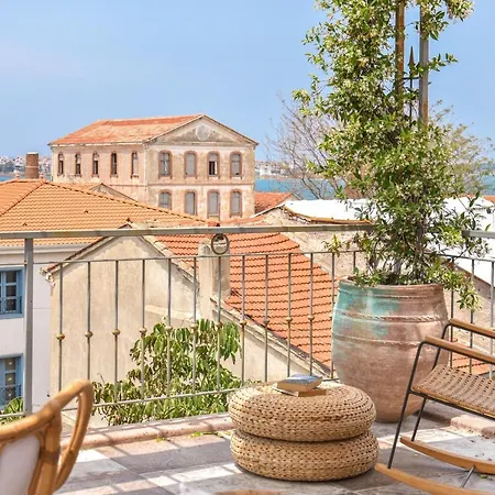 Lunaria Guest House-3