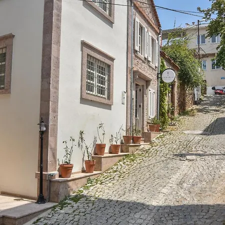 Lunaria Guest House-3