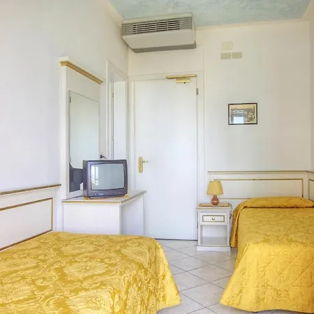 Hotel Elpiro-2