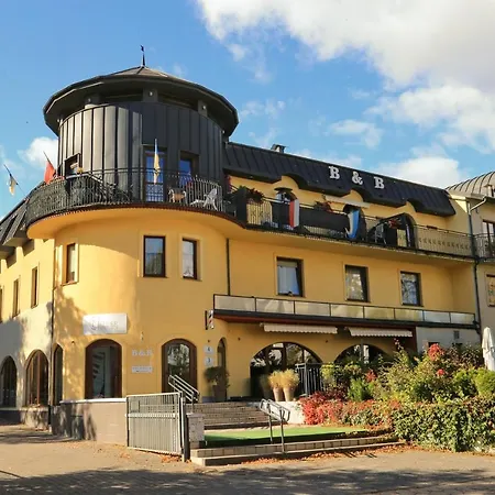 B & B Tomula-2