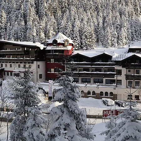 Hotel Pass Thurn-3