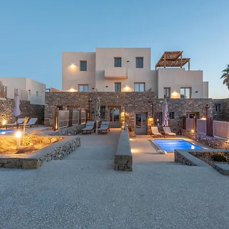 Paros Comfy Suites-3