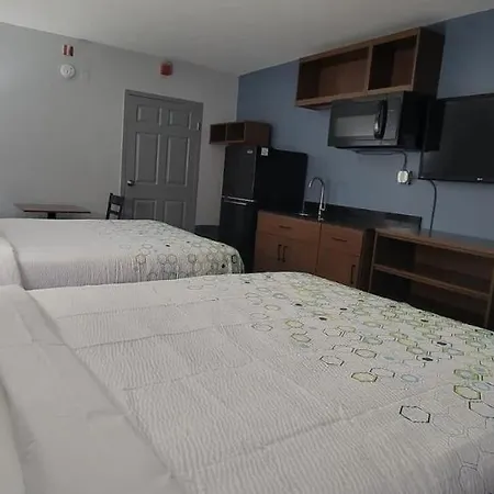 Hometowne Studios By Red Roof Egg Harbor-Atlantic City Airport-2