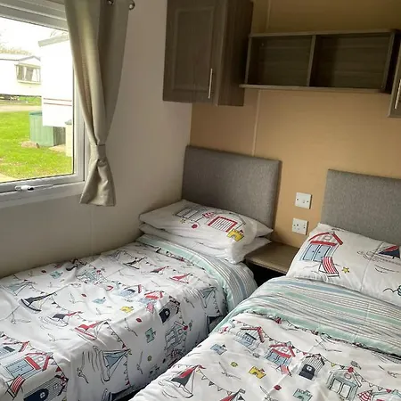 Parkdean Cherry Tree Holiday Park Burgh Castle-2
