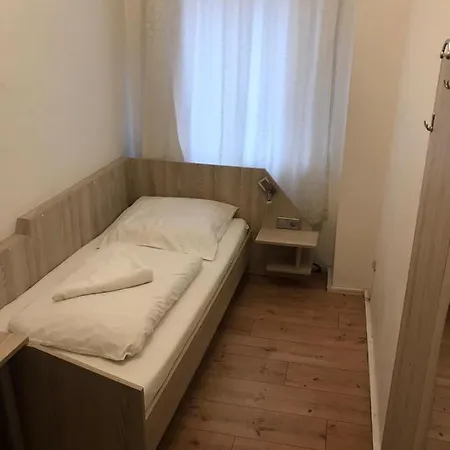 Koelner Pension-3