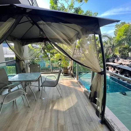 The Lux Ladprao 10-3