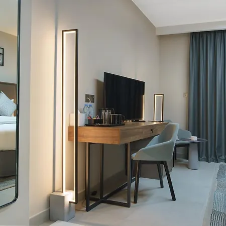 Hotel Holiday International-2