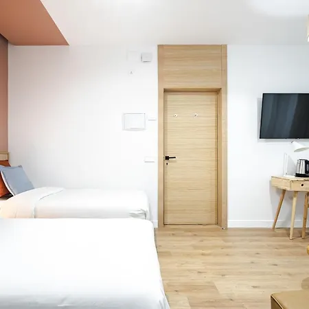 Vallecas Suites By Olala Homes-2