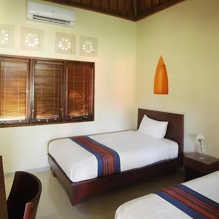 Puri Rinjani Bungalows-2