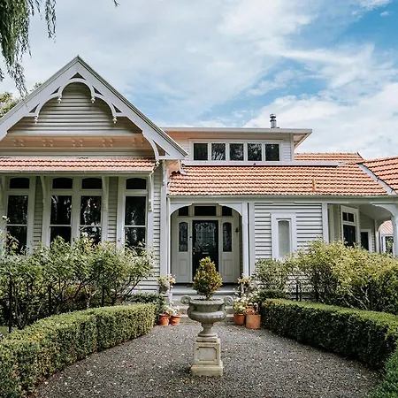 Hawthorne House-3