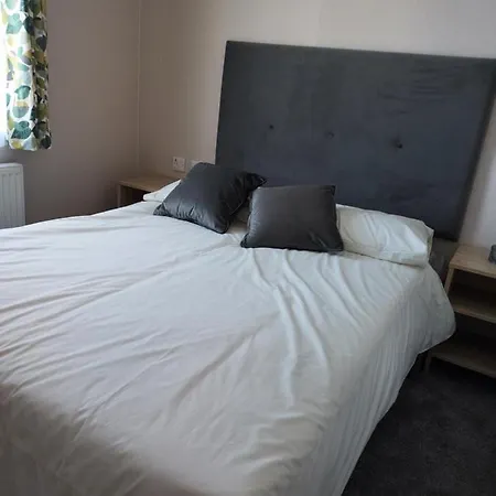 Hoburne Bashley Self-Catering Holiday Home-3