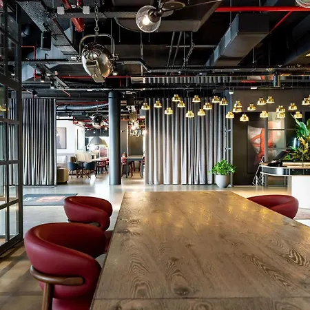 Radisson Red Brussels-2