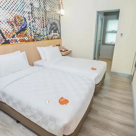 Go Hotels Plus Naga-3