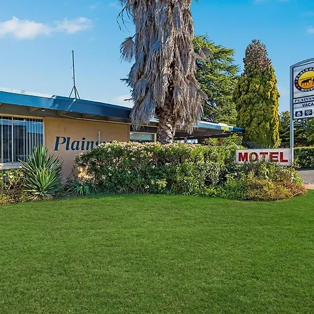 Plainsman Motel-2