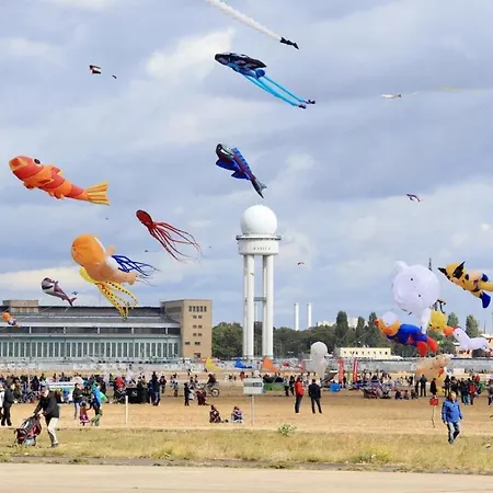Schillinger-Berlin am Tempelhofer Feld-2