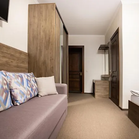 Private Rooms in Hotel 3 поверх-2