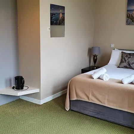 Portfinn Lodge-2
