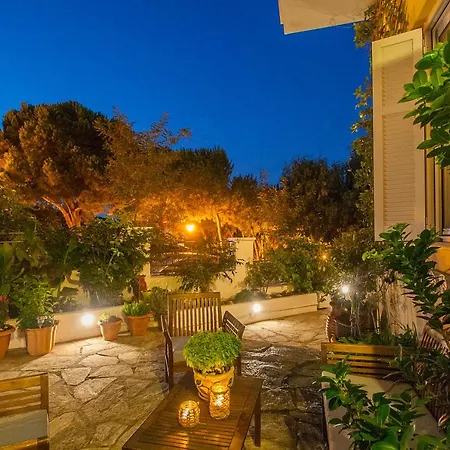 Annis House-2