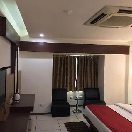 Pearl Hotel & Banquets Ahmedabad-2