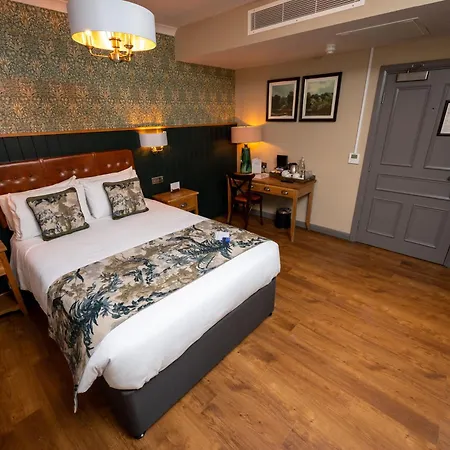 Riverside Hotel By Chef & Brewer Collection-3