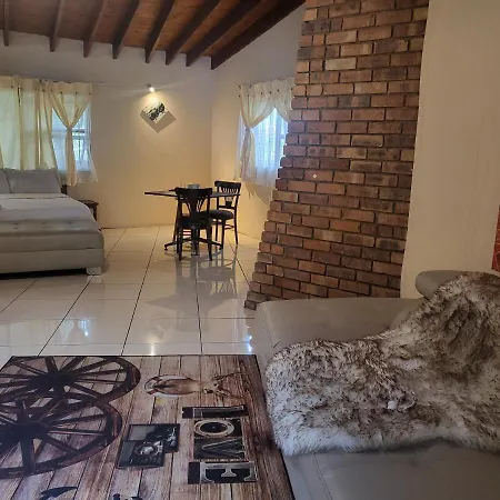 Albatrossways Lodge-3