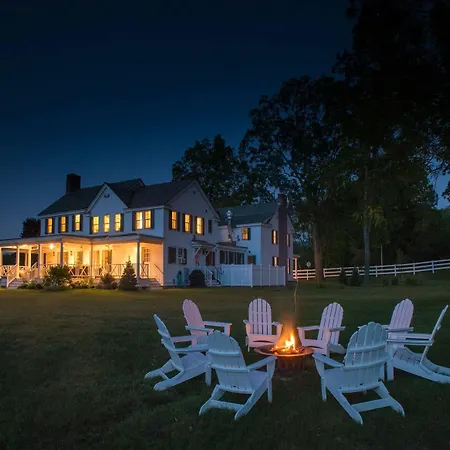 Hill Farm Inn - Manchester-3