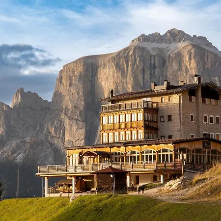 Hotel Pordoi Passo Pordoi Vegetarian Hotel-2
