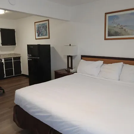 Blue Coast Inn & Suites-2