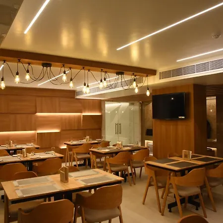 Rathna Residency - Near Us Consulate-2