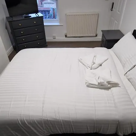 Self Check In Apartment Doncaster-2
