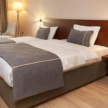 Mira Otel Alsancak-3