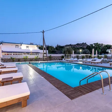Kellys Luxury Apartments-3