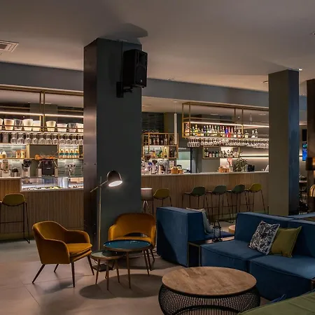 Arryvo Hotel-3