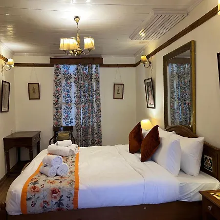 Hotel Woodpark-2