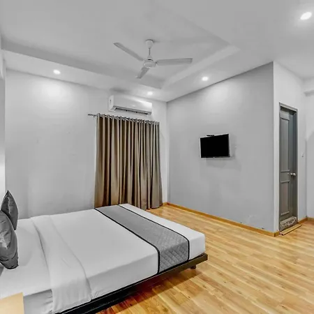 Upar Hotels Nungambakkam Nearby Us Consulate Apollo Hospital Sankara Nethralaya-2