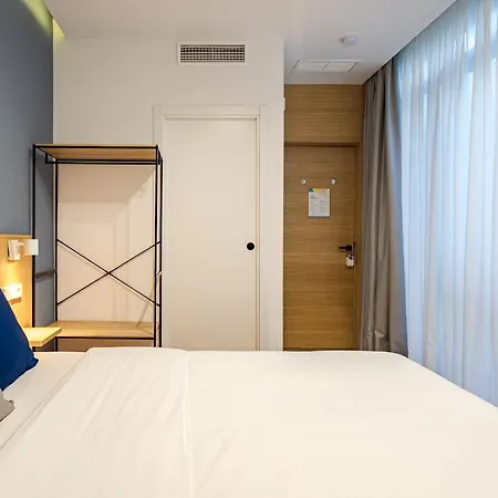 Vallecas Suites By Olala Homes-3