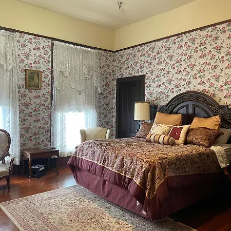 Grand Gables Inn-2