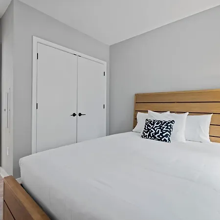Coda On Half, A Placemakr Experience - Navy Yard-3