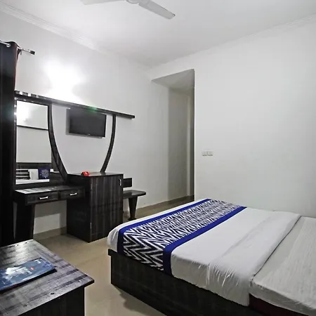 Oyo 5093 Hotel Broadway-2