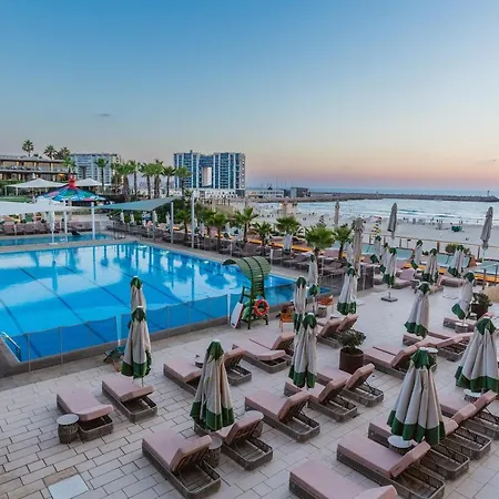 Dan Accadia Herzliya Hotel-2