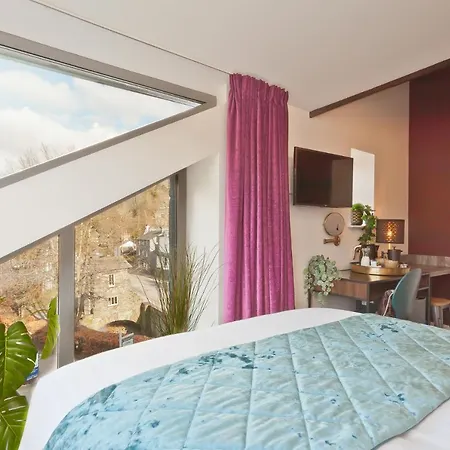 The Apple Loft Rooms-3