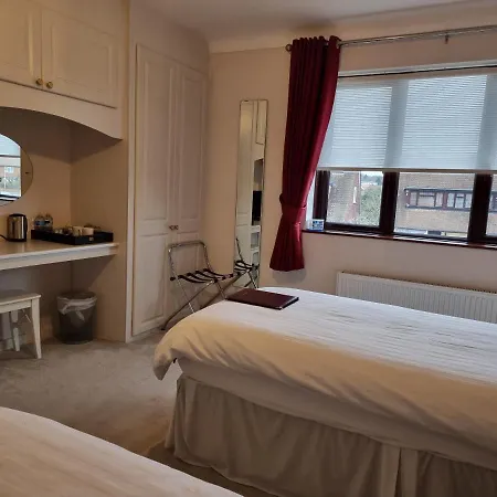 Denham Guest House-2